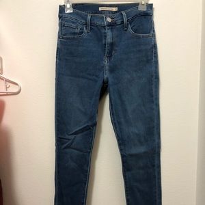 NWOT Levi’s Skinny Jeans